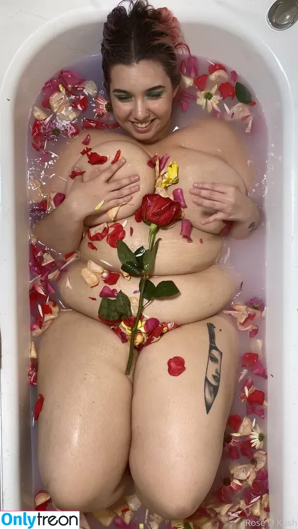 rose_d_kush nude photo #0009 (rosedkush__)
