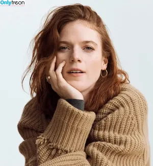 Rose Leslie / roseleslie_got nude photo #0064