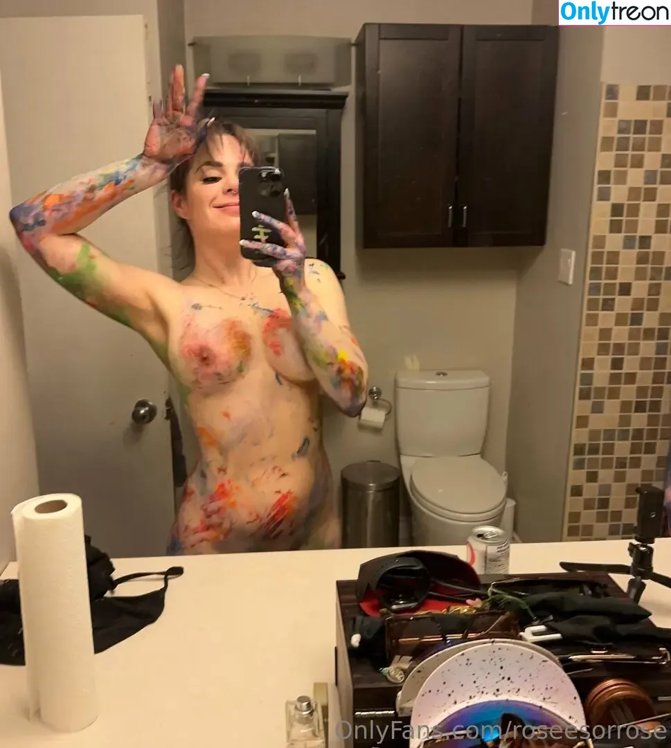 Roseesorrose nude photo #0014 (roserroseee)