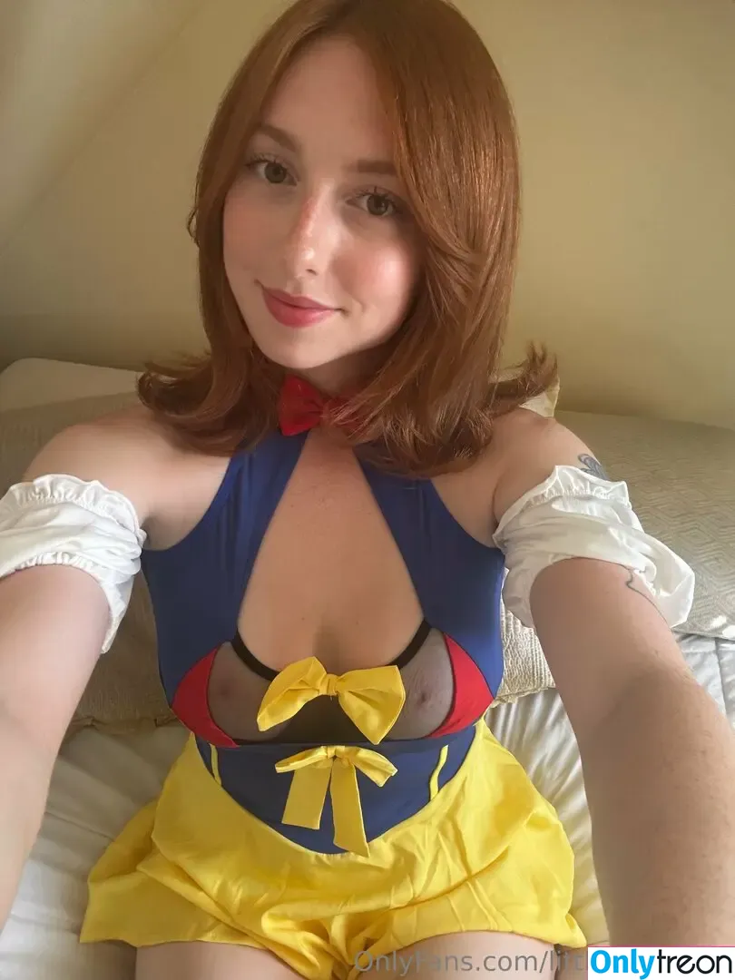 Rosie Fae nude photo #0221 (ChanceUnlikely659 / littleredrosie1 / rosiefae_doodle)