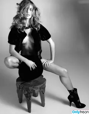 Rosie Huntington-Whiteley / Rosie Huntington Whiteley / rosiehw nude photo #1624
