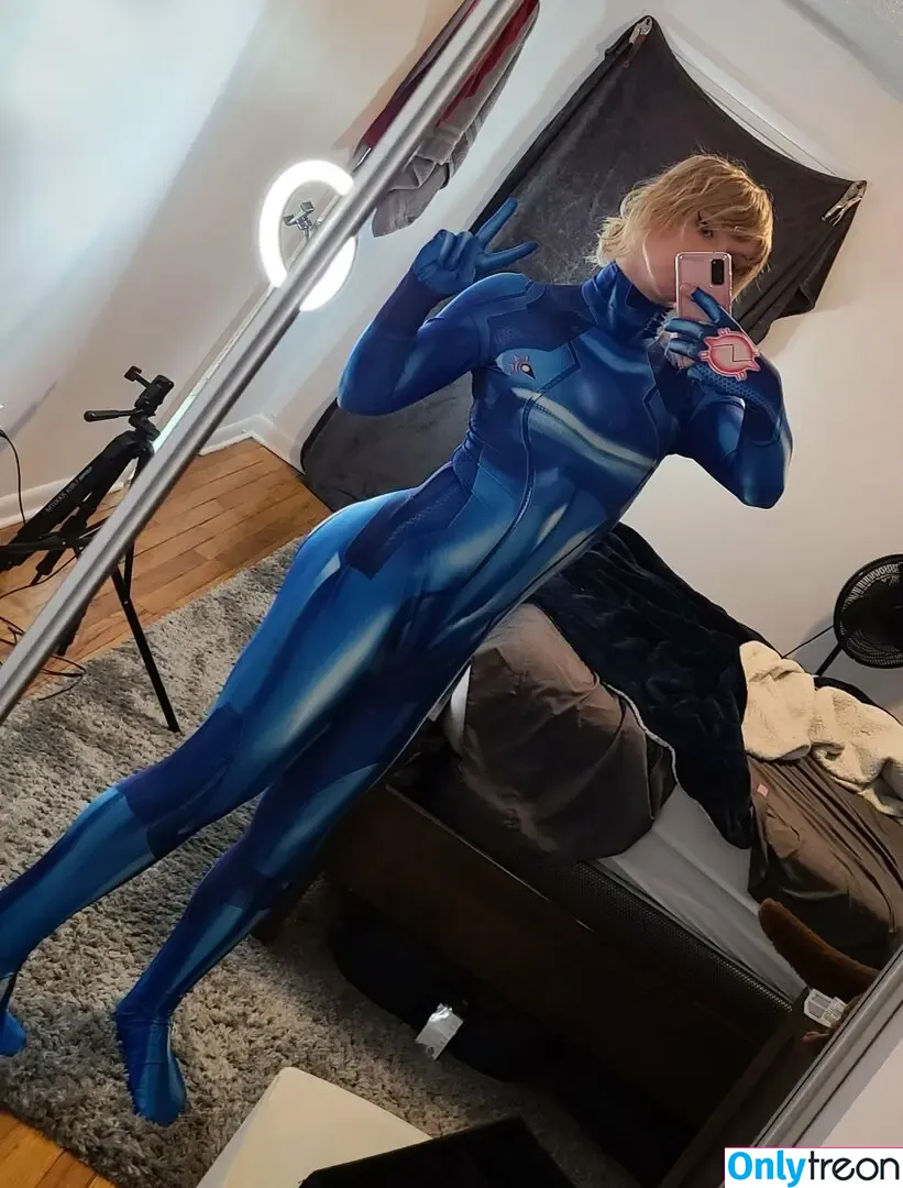 rosiexox2 nude photo #0310 (rosie_x2o)