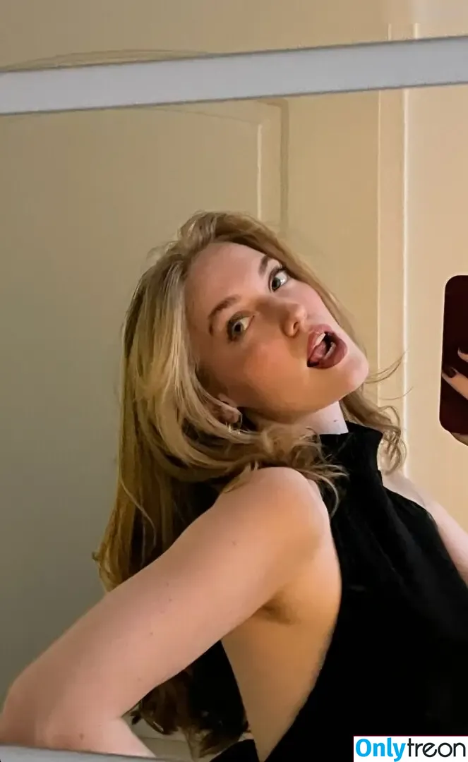 Rosmarie.sz nude photo #0031 (mischiidc)