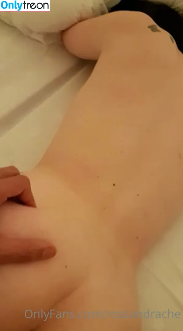 rossandrache nude photo #0004 (rossandrache)