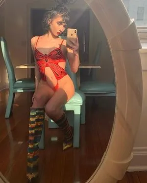 Rowan Blanchard / Simp Chat / rowanblanchard nude photo #0040
