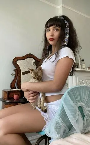 Rowan Blanchard / Simp Chat / rowanblanchard nude photo #0175