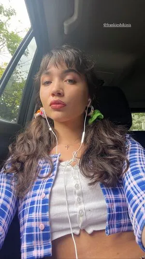 Rowan Blanchard / Simp Chat / rowanblanchard nude photo #0178