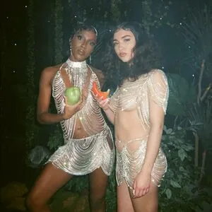 Rowan Blanchard / Simp Chat / rowanblanchard nude photo #0181