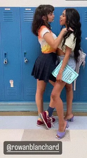 Rowan Blanchard / Simp Chat / rowanblanchard nude photo #0282