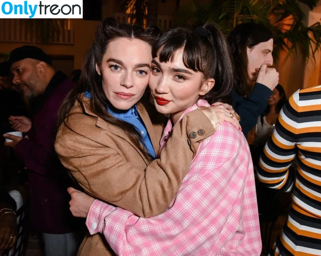 Rowan Blanchard nude photo #0033 (Simp Chat / rowanblanchard)
