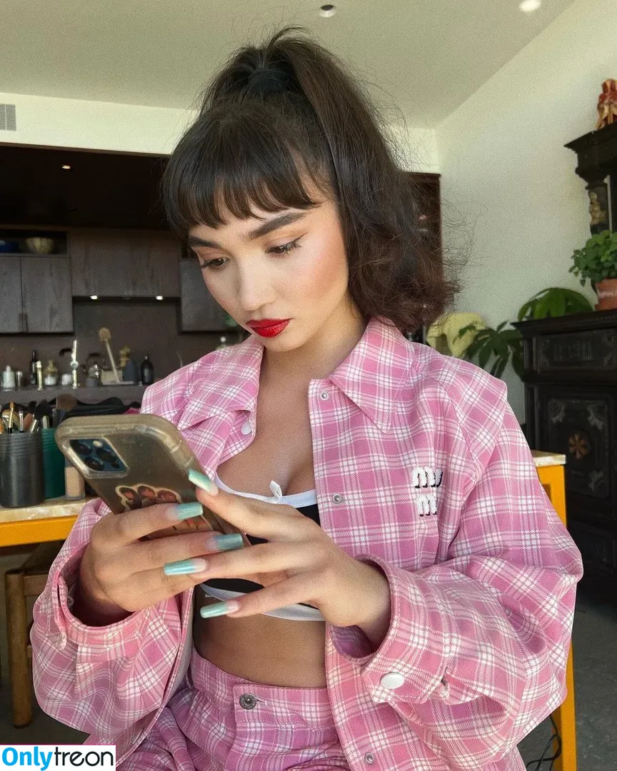 Rowan Blanchard nude photo #0057 (Simp Chat / rowanblanchard)