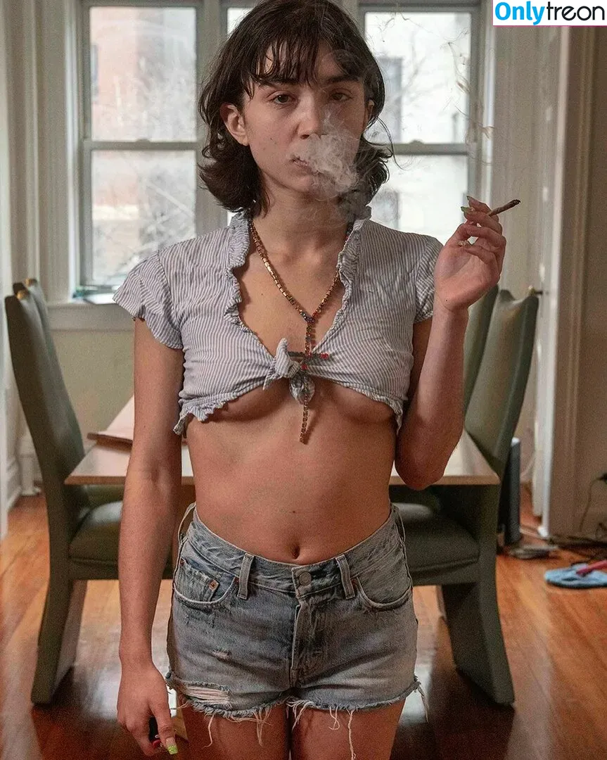 Rowan Blanchard nude photo #0115 (Simp Chat / rowanblanchard)