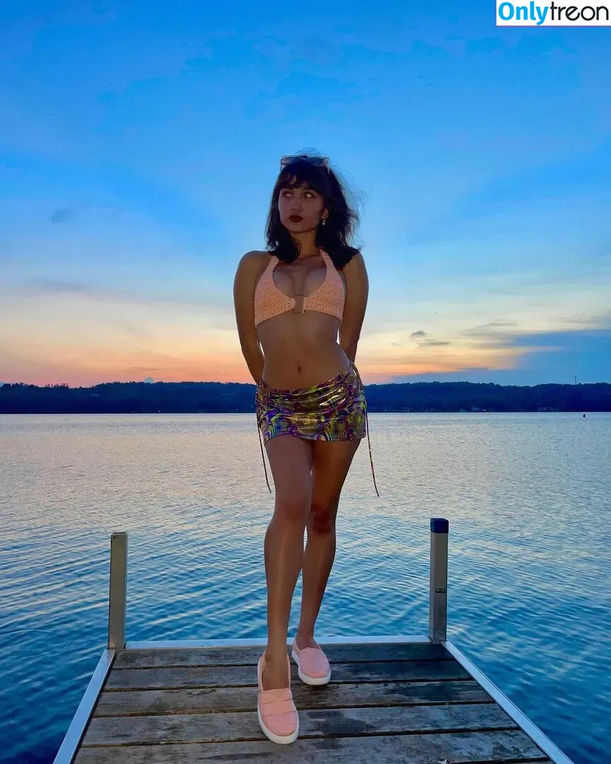 Rowan Blanchard nude photo #0126 (Simp Chat / rowanblanchard)
