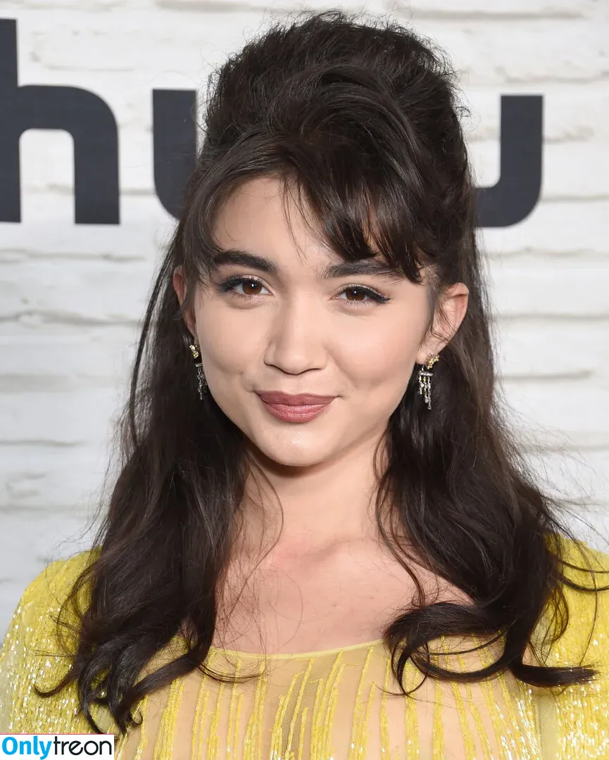 Rowan Blanchard nude photo #0136 (Simp Chat / rowanblanchard)