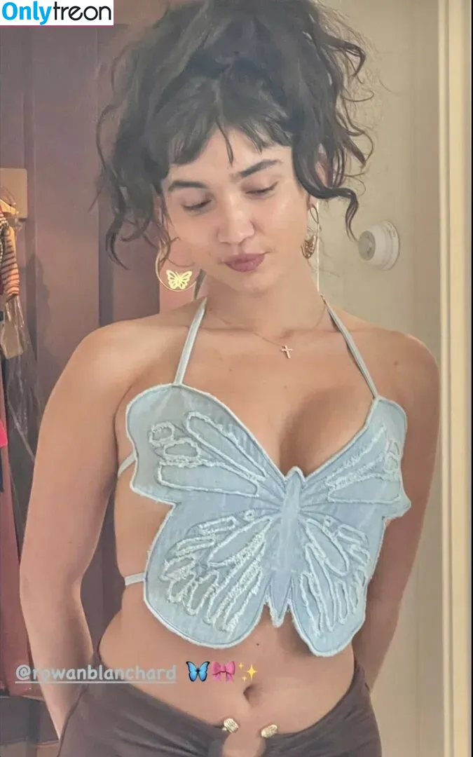 Rowan Blanchard nude photo #0163 (Simp Chat / rowanblanchard)