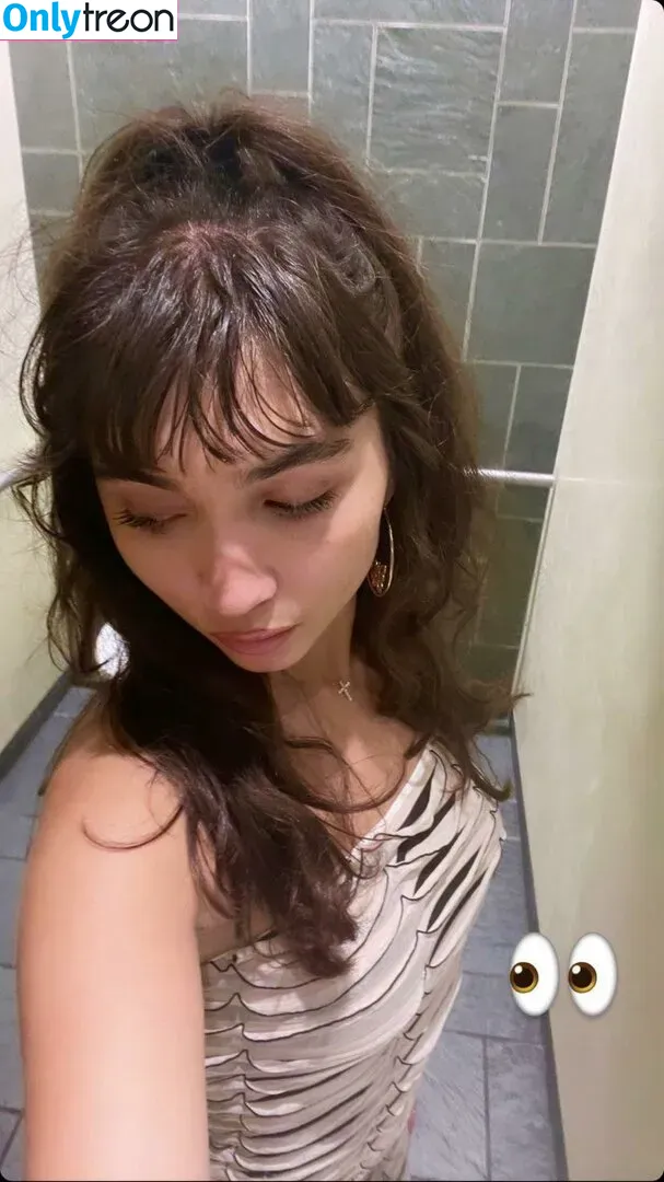 Rowan Blanchard nude photo #0176 (Simp Chat / rowanblanchard)
