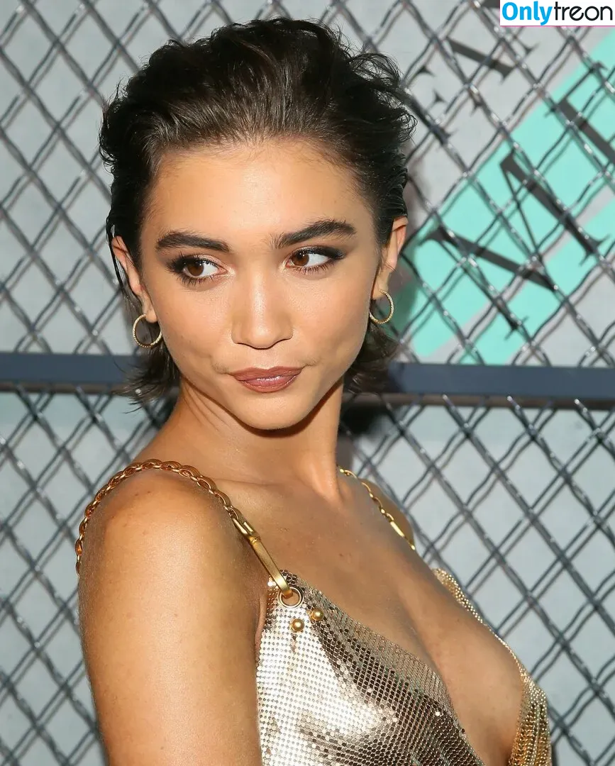 Rowan Blanchard nude photo #0191 (Simp Chat / rowanblanchard)