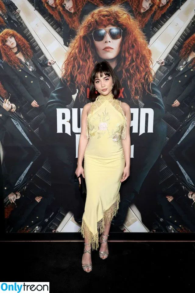 Rowan Blanchard nude photo #0250 (Simp Chat / rowanblanchard)