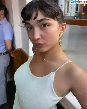 Rowan Blanchard / Simp Chat / rowanblanchard nude photo #1002
