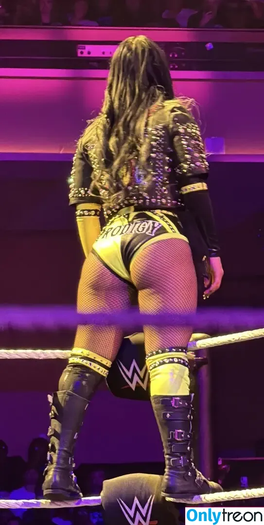 Roxanne Perez nude photo #0862 (Rok-C - WWE NXT / roxanne_wwe)