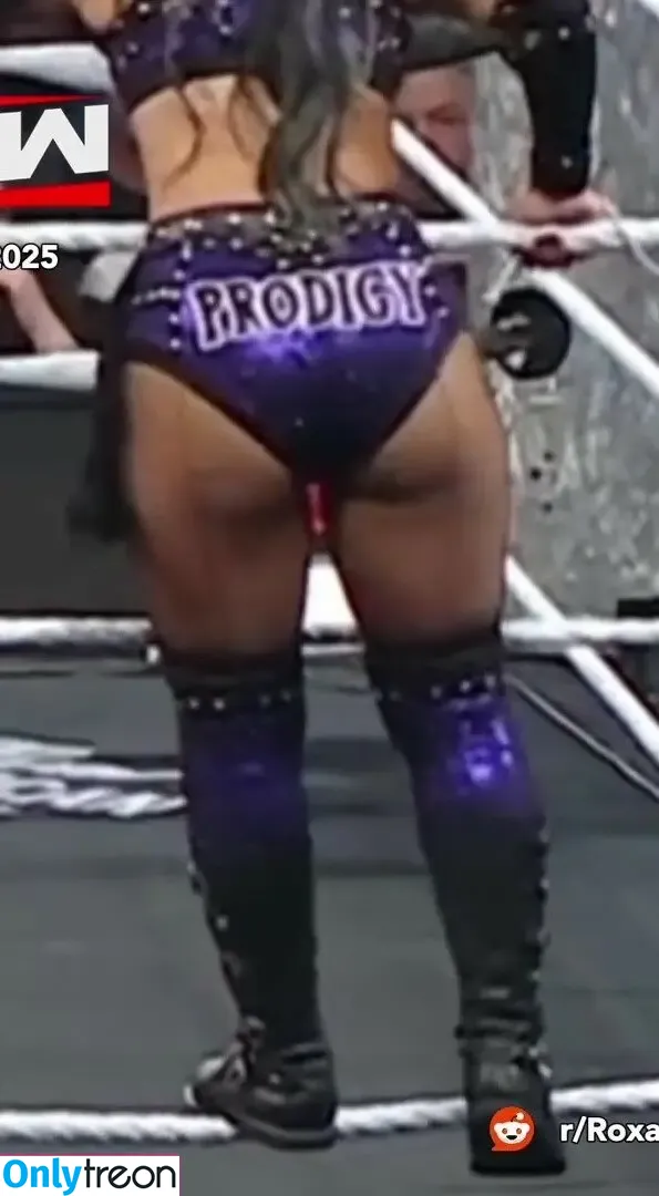 Roxanne Perez nude photo #0940 (Rok-C - WWE NXT / roxanne_wwe)