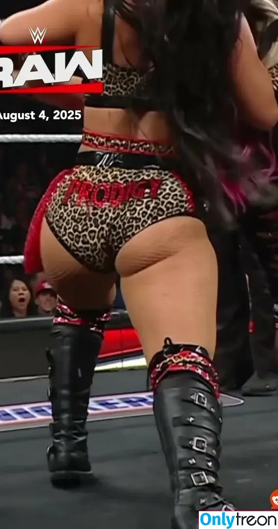 Roxanne Perez nude photo #0951 (Rok-C - WWE NXT / roxanne_wwe)
