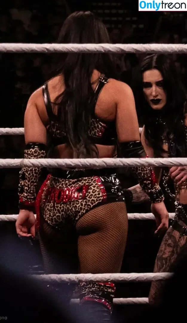 Roxanne Perez nude photo #0975 (Rok-C - WWE NXT / roxanne_wwe)