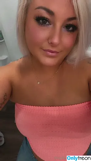 roxy8o / roxie_8a nude photo #0011