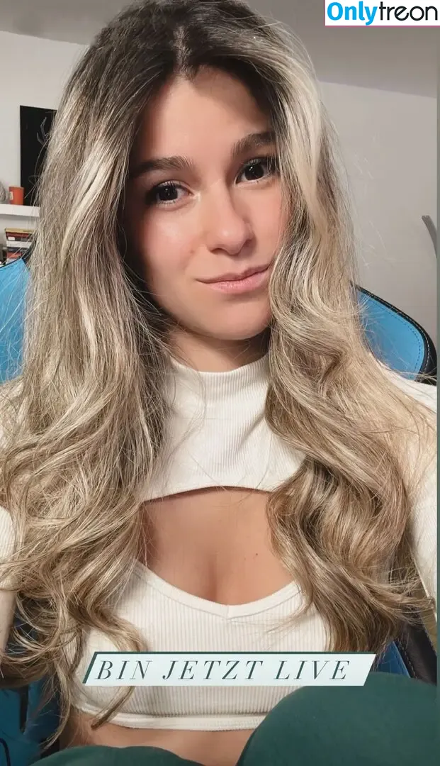 Rrosiana nude photo #0012 (rrosiana_ttv)