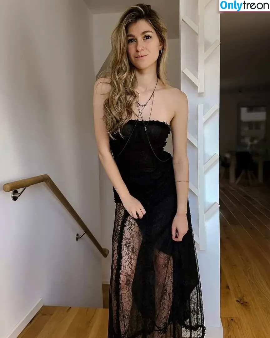 Rrosiana nude photo #0022 (rrosiana_ttv)