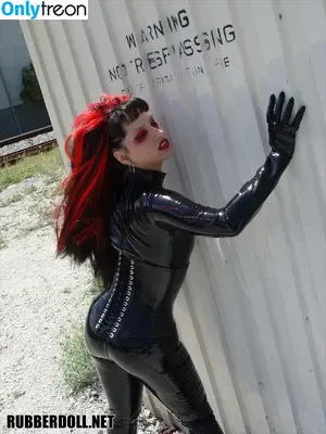RubberDoll nude photo #0306