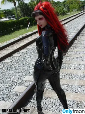 RubberDoll nude photo #0309
