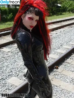 RubberDoll nude photo #0319