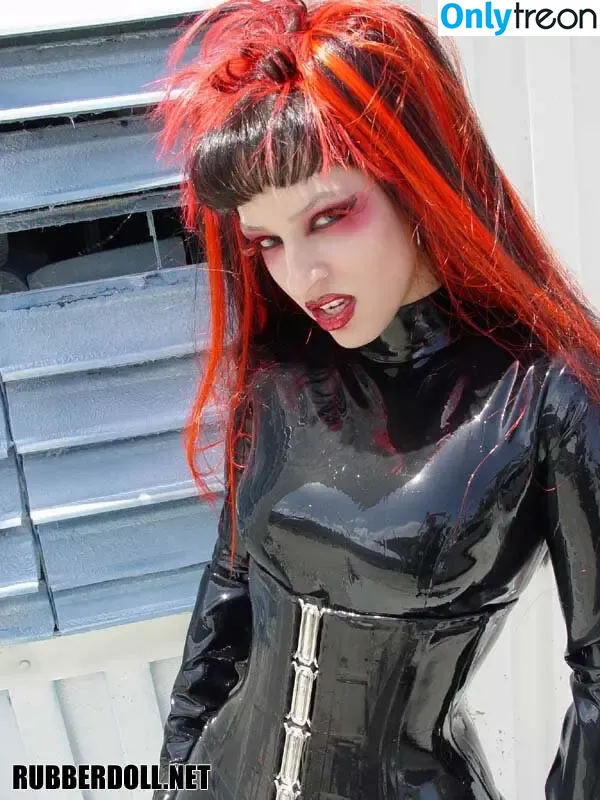 RubberDoll nude photo #0303 (RubberDoll)