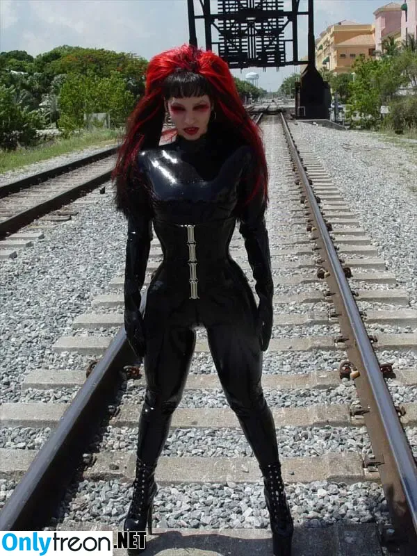 RubberDoll nude photo #0311 (RubberDoll)
