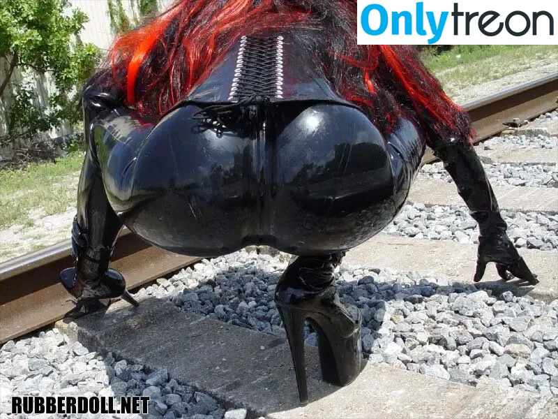 RubberDoll nude photo #0315 (RubberDoll)