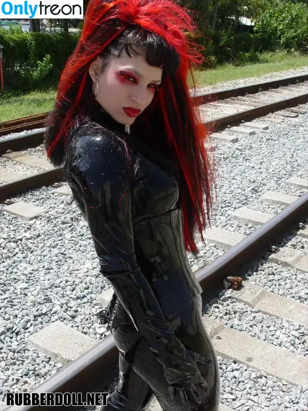 RubberDoll nude photo #0319 (RubberDoll)