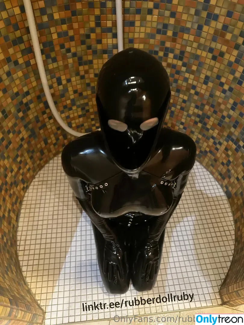 rubberdollruby nude photo #0026 (rubydoll_)