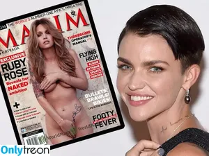  nude photo #0003