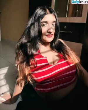 Ruchika Tandon / xruchika nude photo #0017
