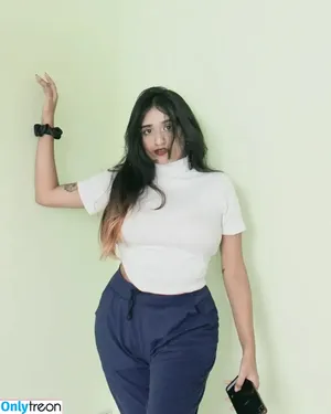 Ruchika Tandon / xruchika nude photo #0018
