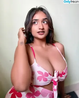 Ruchika Tandon / xruchika nude photo #0073
