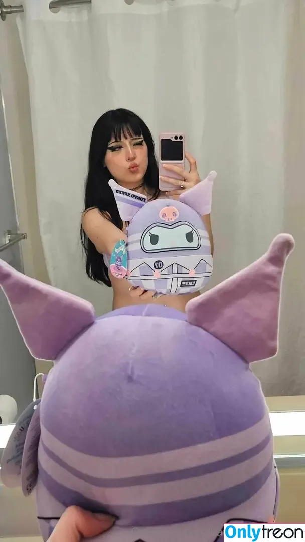 Rue Hernandez nude photo #0315 (Neko Neko / kawaiiineko / kiyomiii0 / kiyomiii_0)