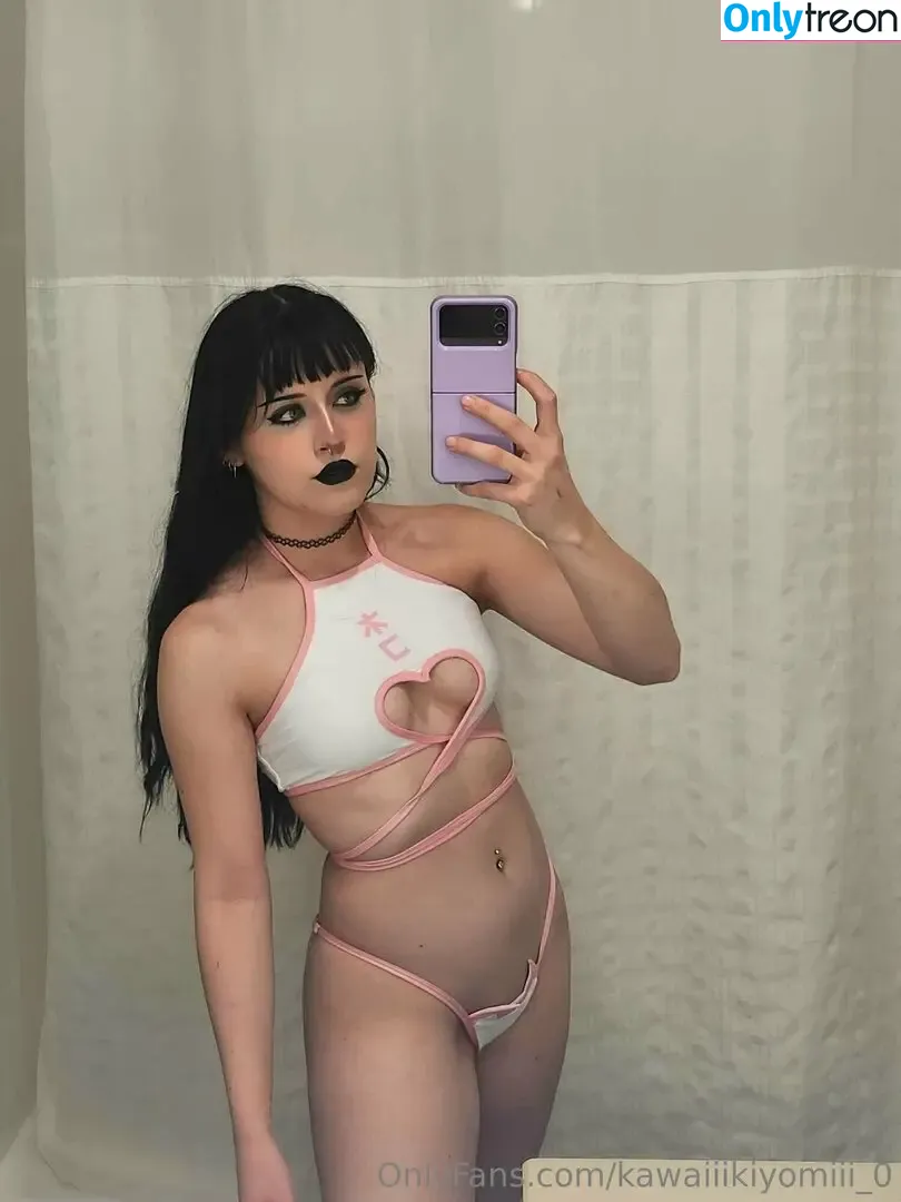 Rue Hernandez nude photo #0584 (Neko Neko / kawaiiineko / kiyomiii0 / kiyomiii_0)
