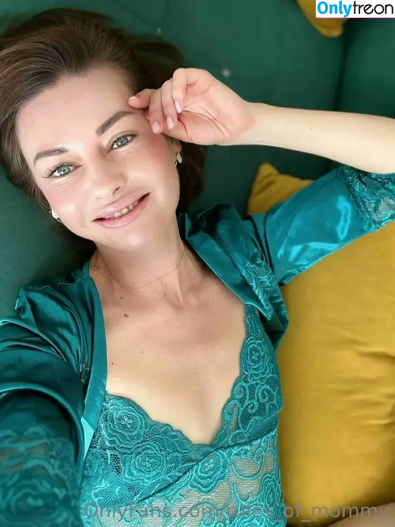 rules_of_mommy nude photo #0331 (mommyrulestheworld)