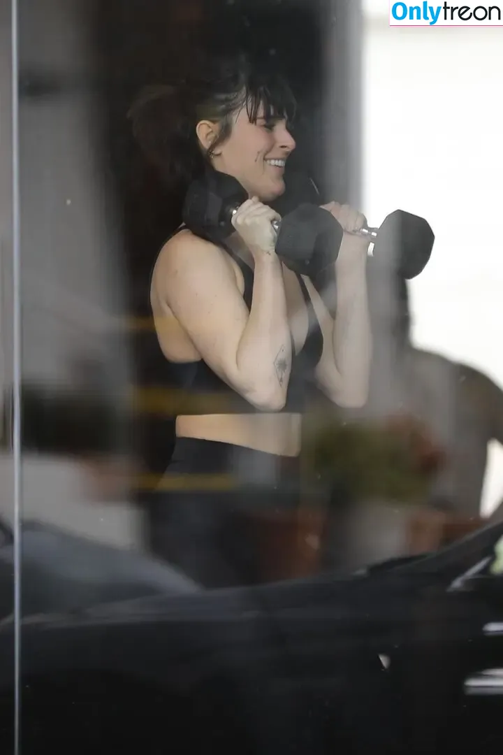 Rumer Willis nude photo #0633 (RumerWillis / therue)