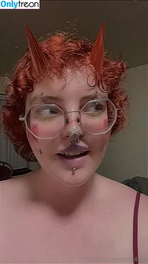 RxdKittxn / itchinforsomestitchin nude photo #0072
