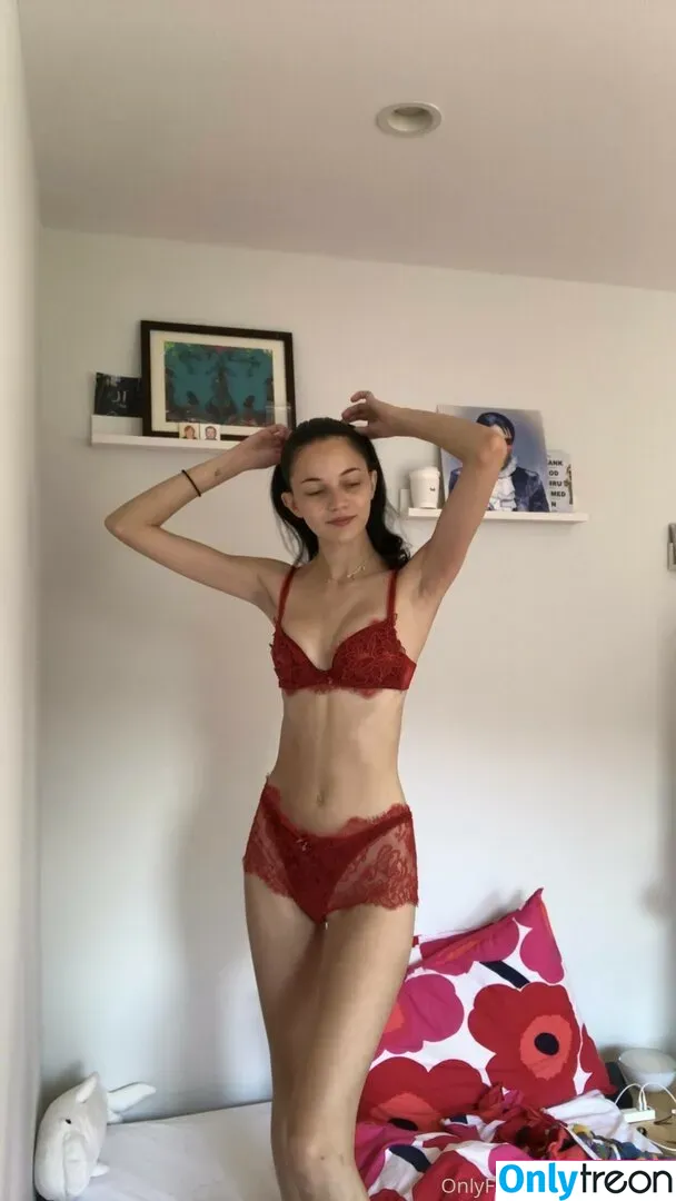 Rylrat nude photo #0029 (prettyybb)