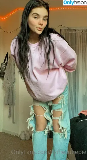  nude photo #0002