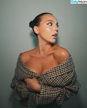 s.gorshok / Sofia Kochanova nude photo #0003